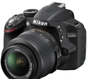 دوربین نیکونd3200 body دست دوم