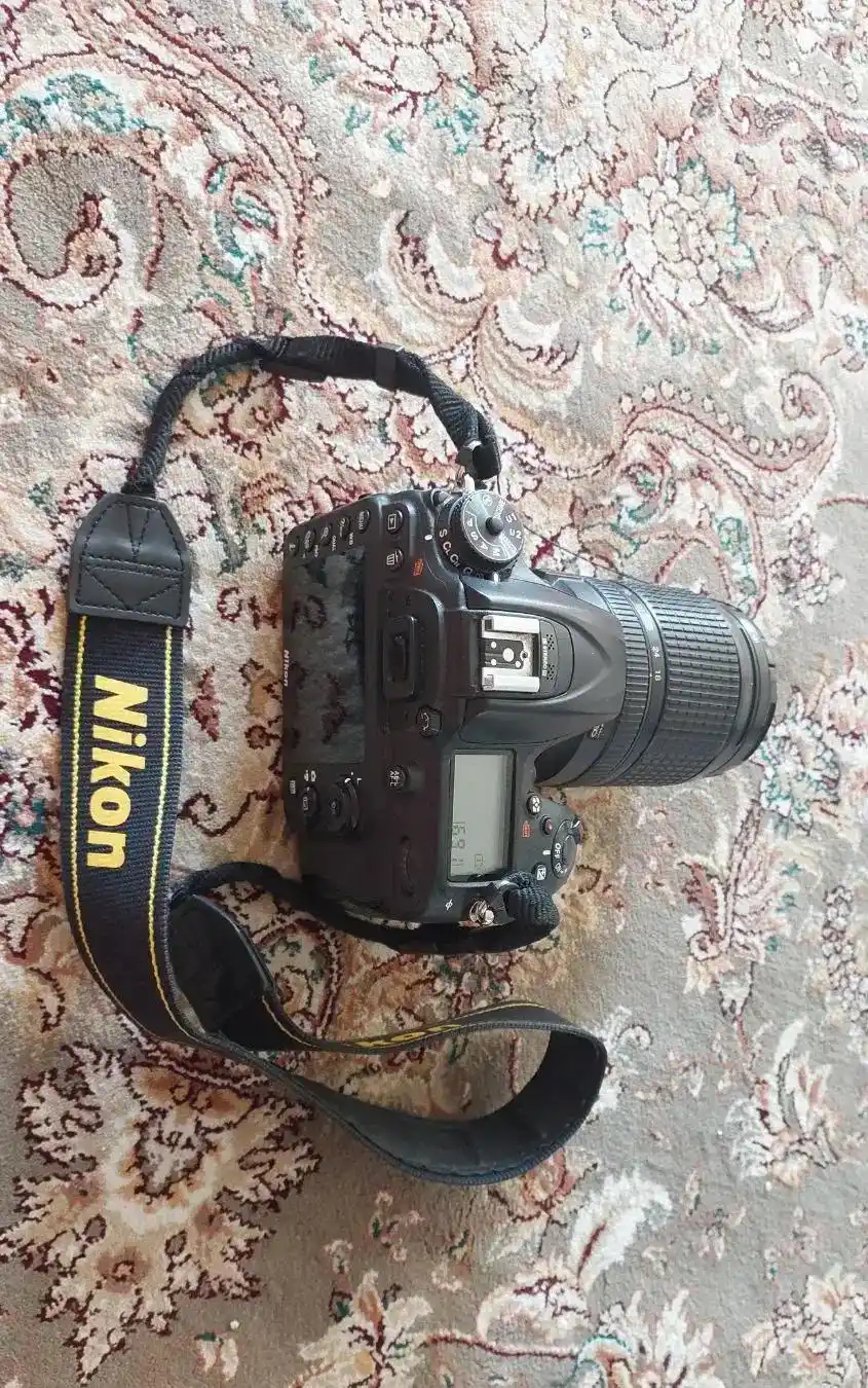 دوربین عکاسی نیکون d7200 دست دو