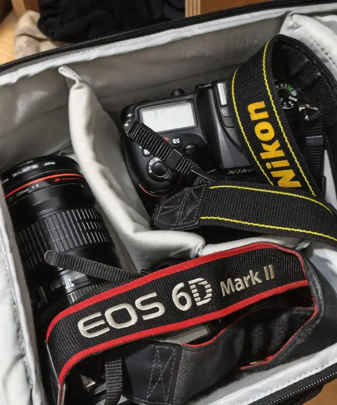 6d mark ii + nikon d7200 دوربین دست دو